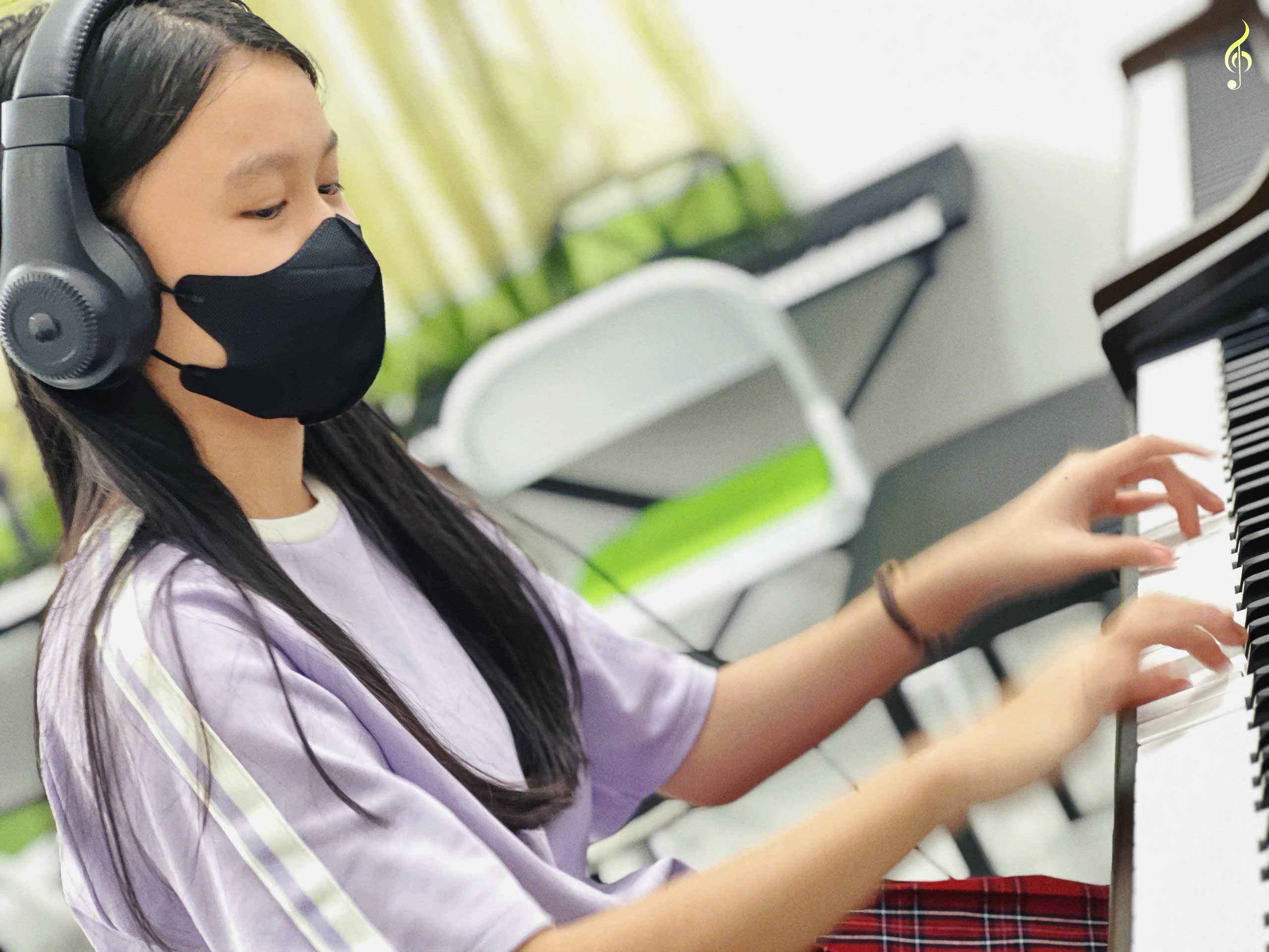 Trải nghiệm học đàn chỉ 969k