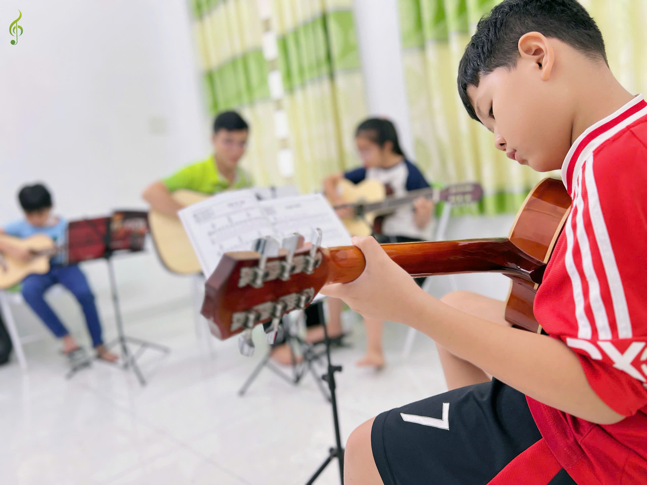 Khóa học Guitar chỉ 969k