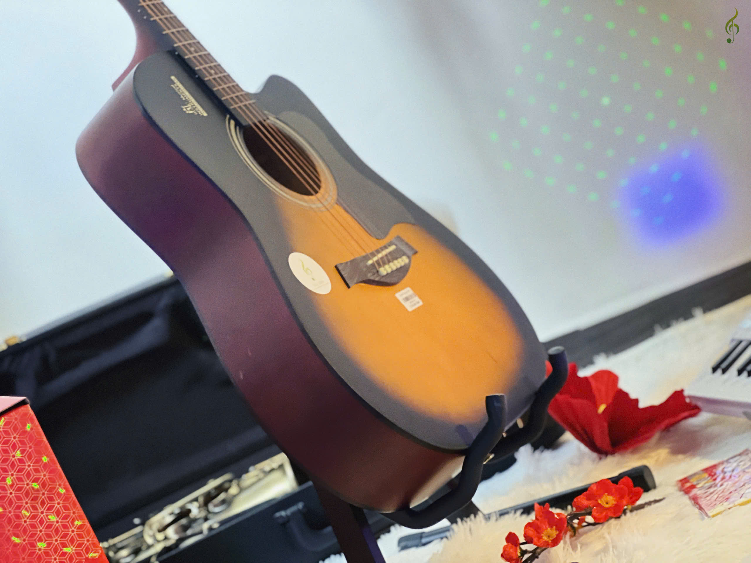 Guitar giá rẻ dưới 1 triệu