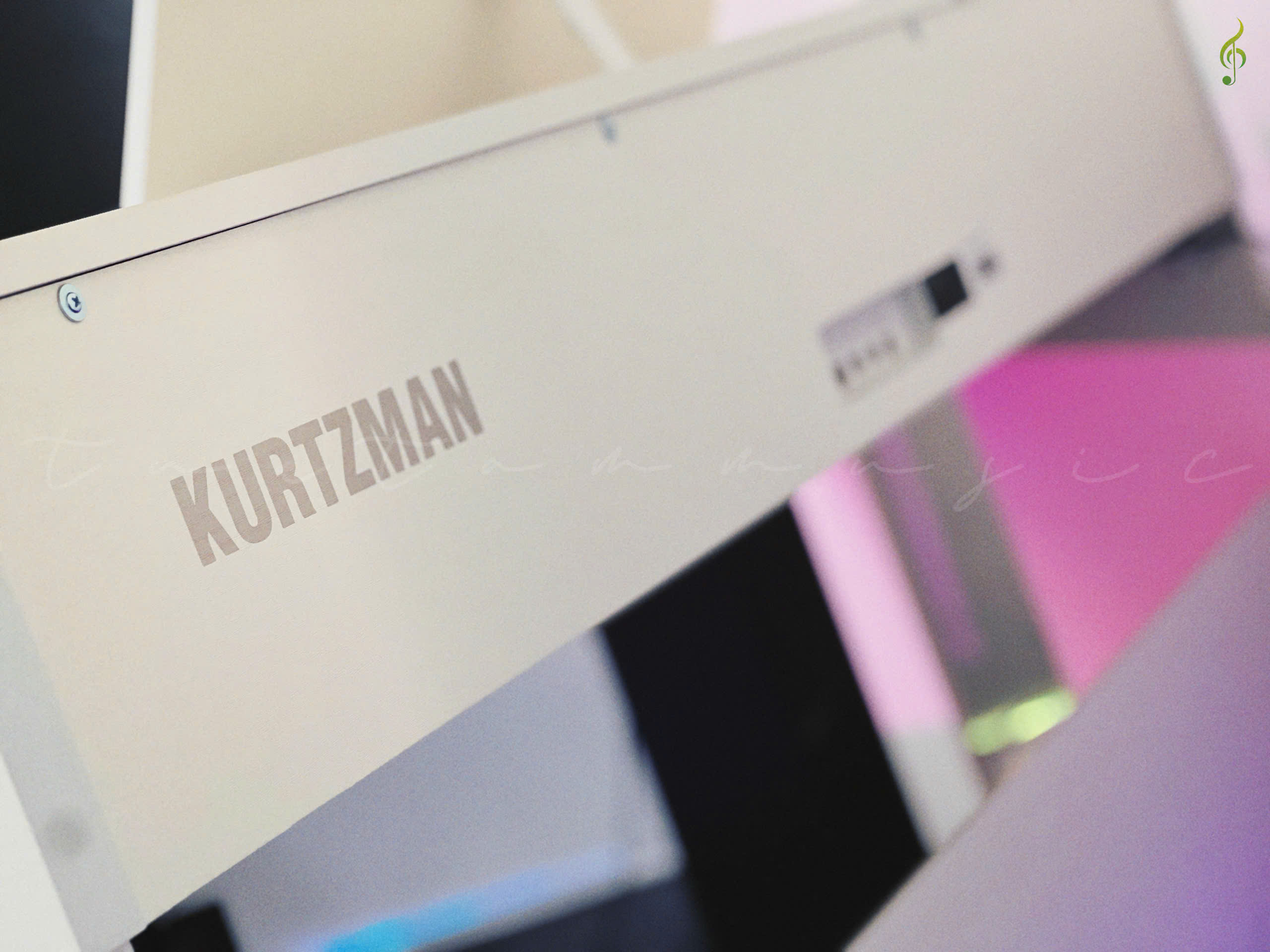 Cửa hàng bán PIANO ĐIỆN KURTZMAN KS1