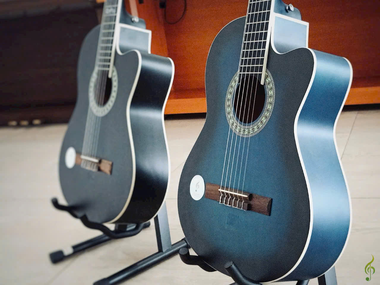 Sale lớn Guitar tại Tuệ Tâm Tây Ninh