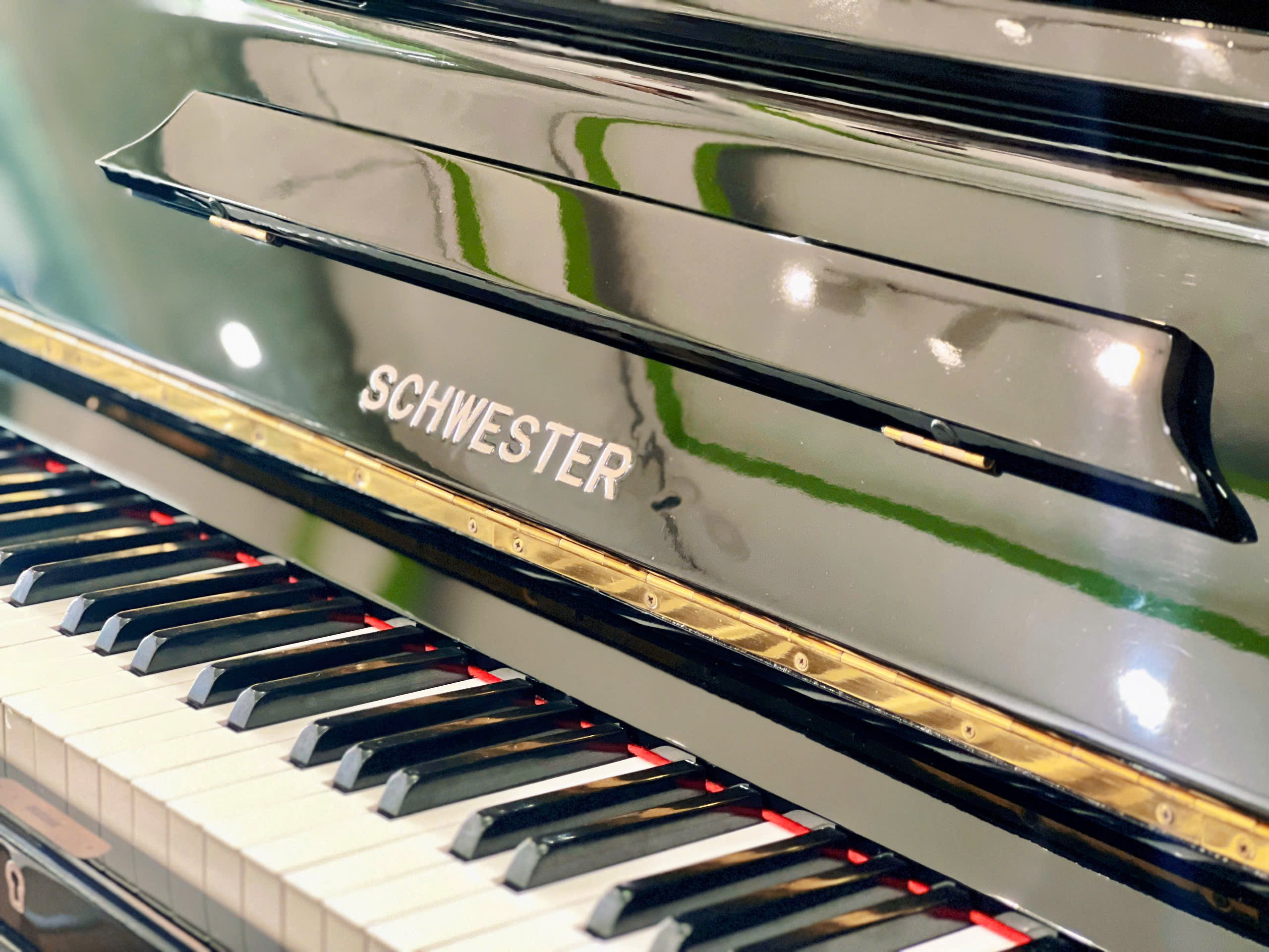 Piano cơ giảm giá mừng đại lễ tại Tây Ninh