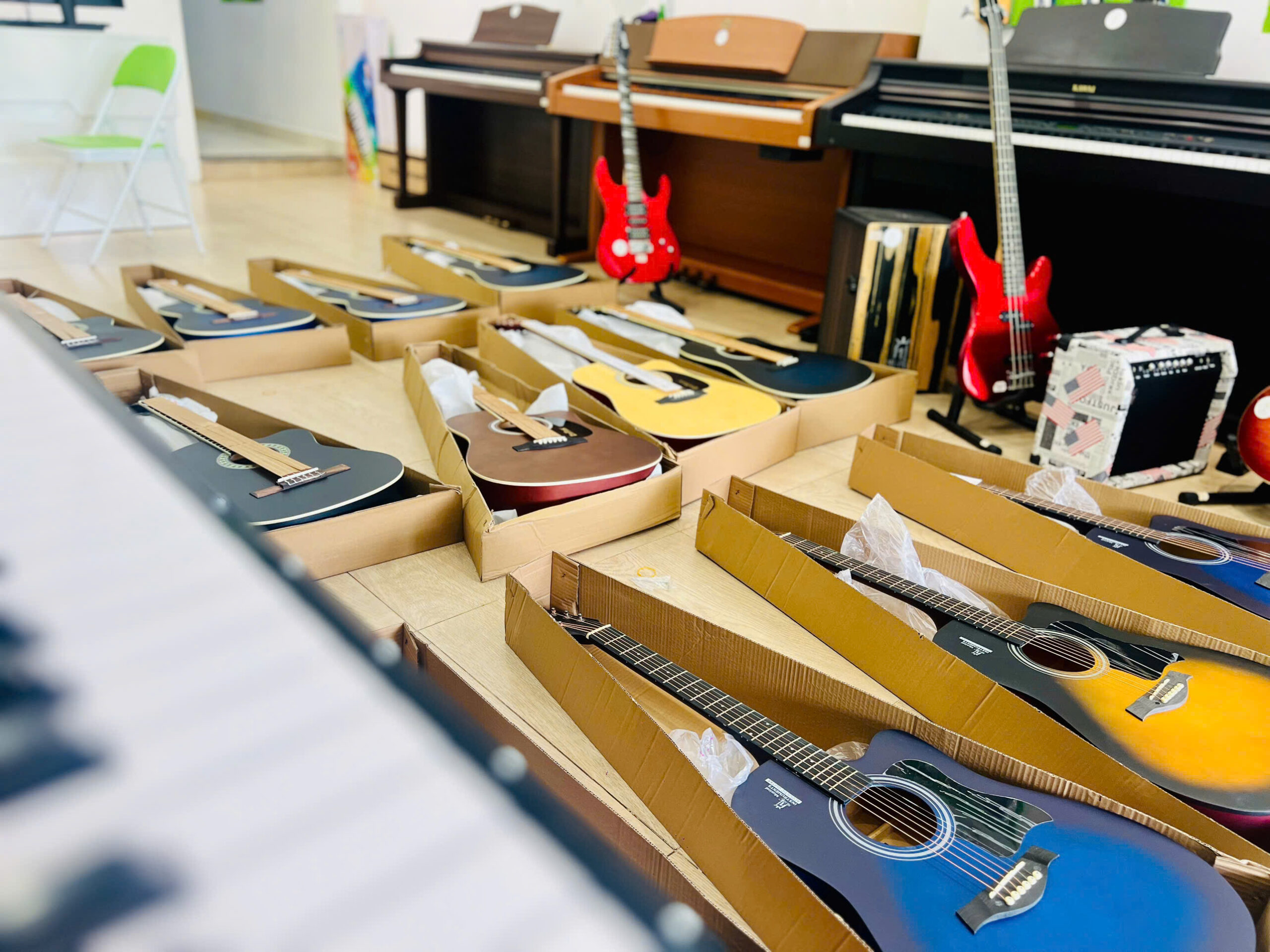 Guitar giá rẻ ở Gò Đen Guitar giá rẻ ở Gò Đen