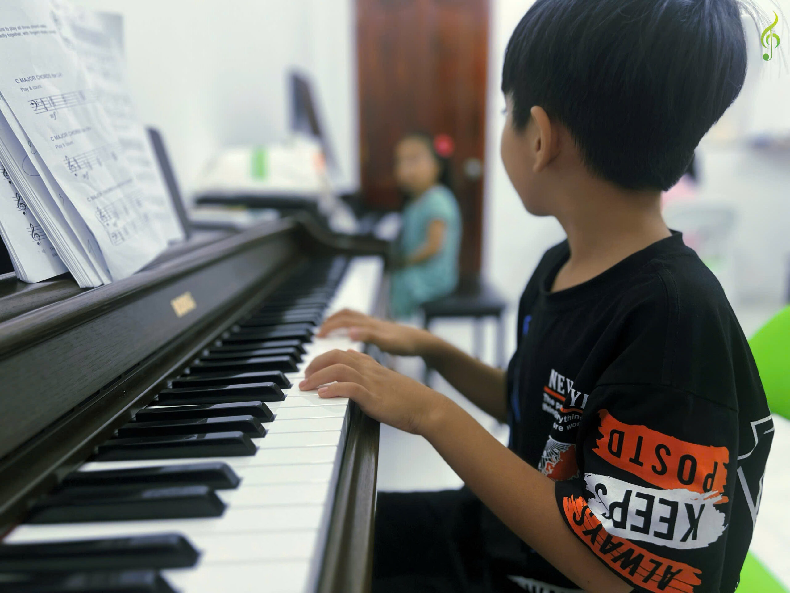Lớp học piano tại Gò Đen Lớp học piano tại Gò Đen