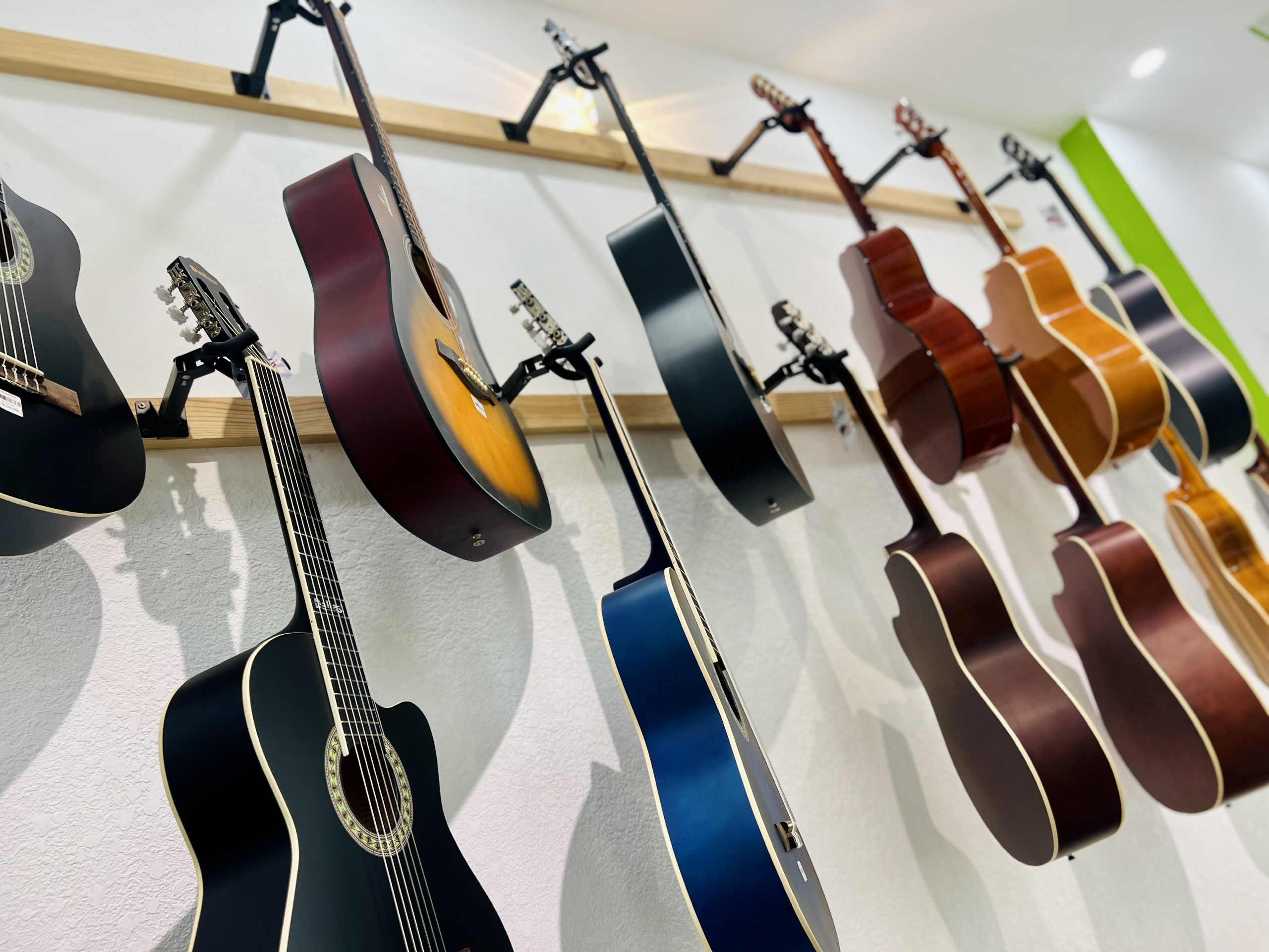 guitar acoustic giá rẻ mùa tựu trường ở Tây Ninh