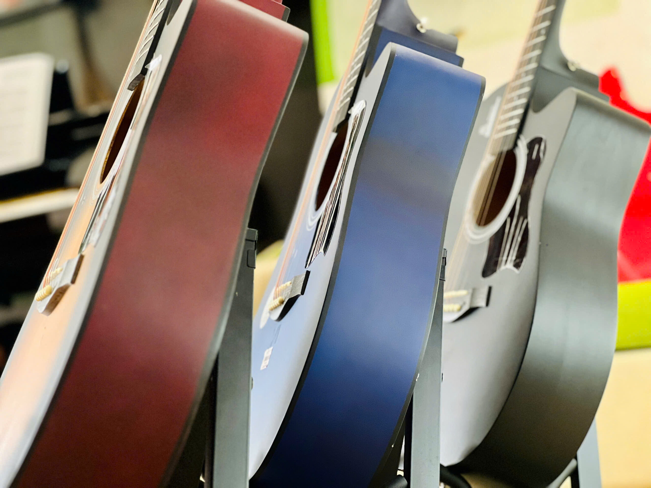 Sale lớn Guitar tại Tuệ Tâm Tây Ninh