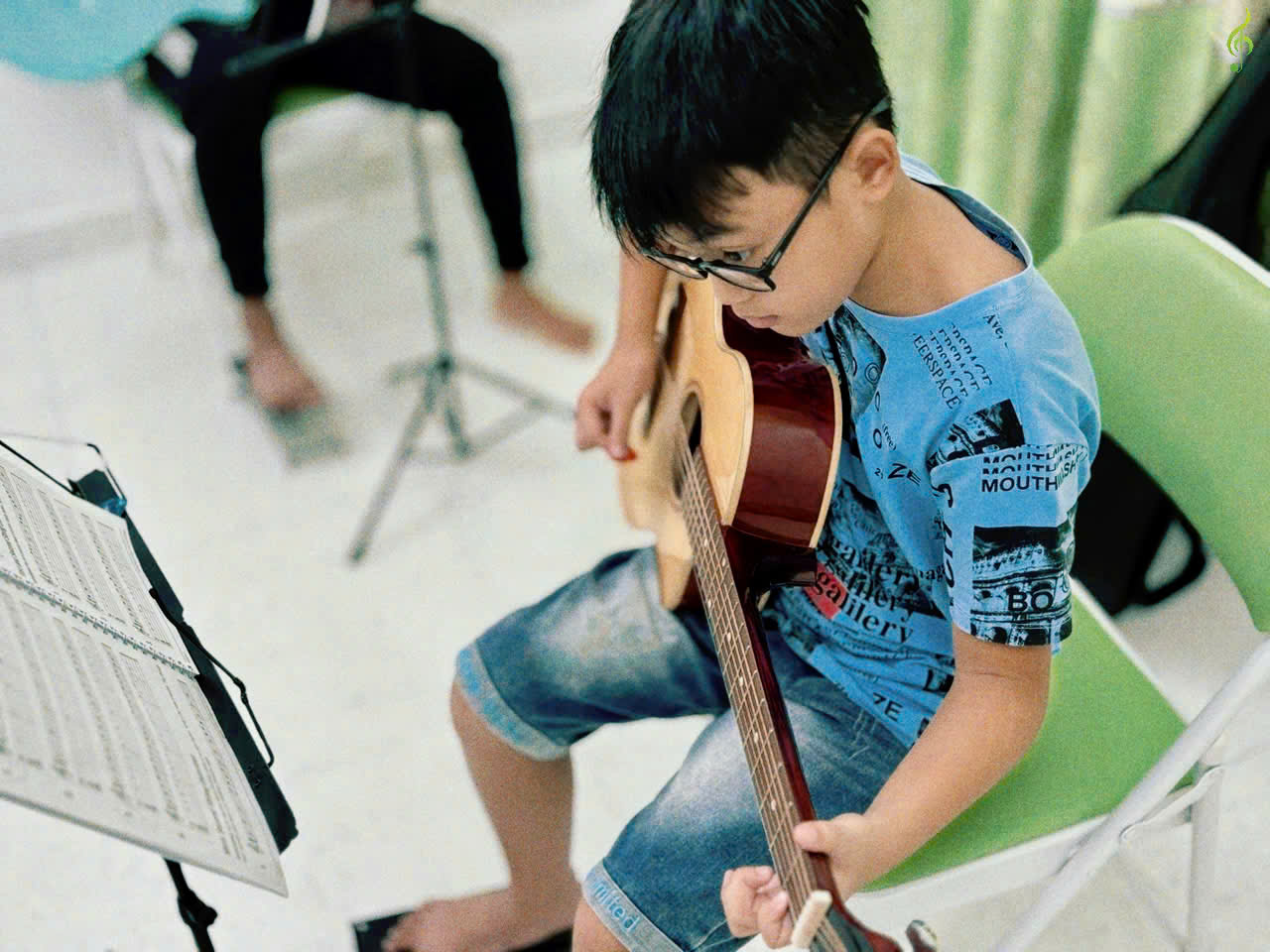Lop-hoc-guitar-tai-tay-ninh (4)