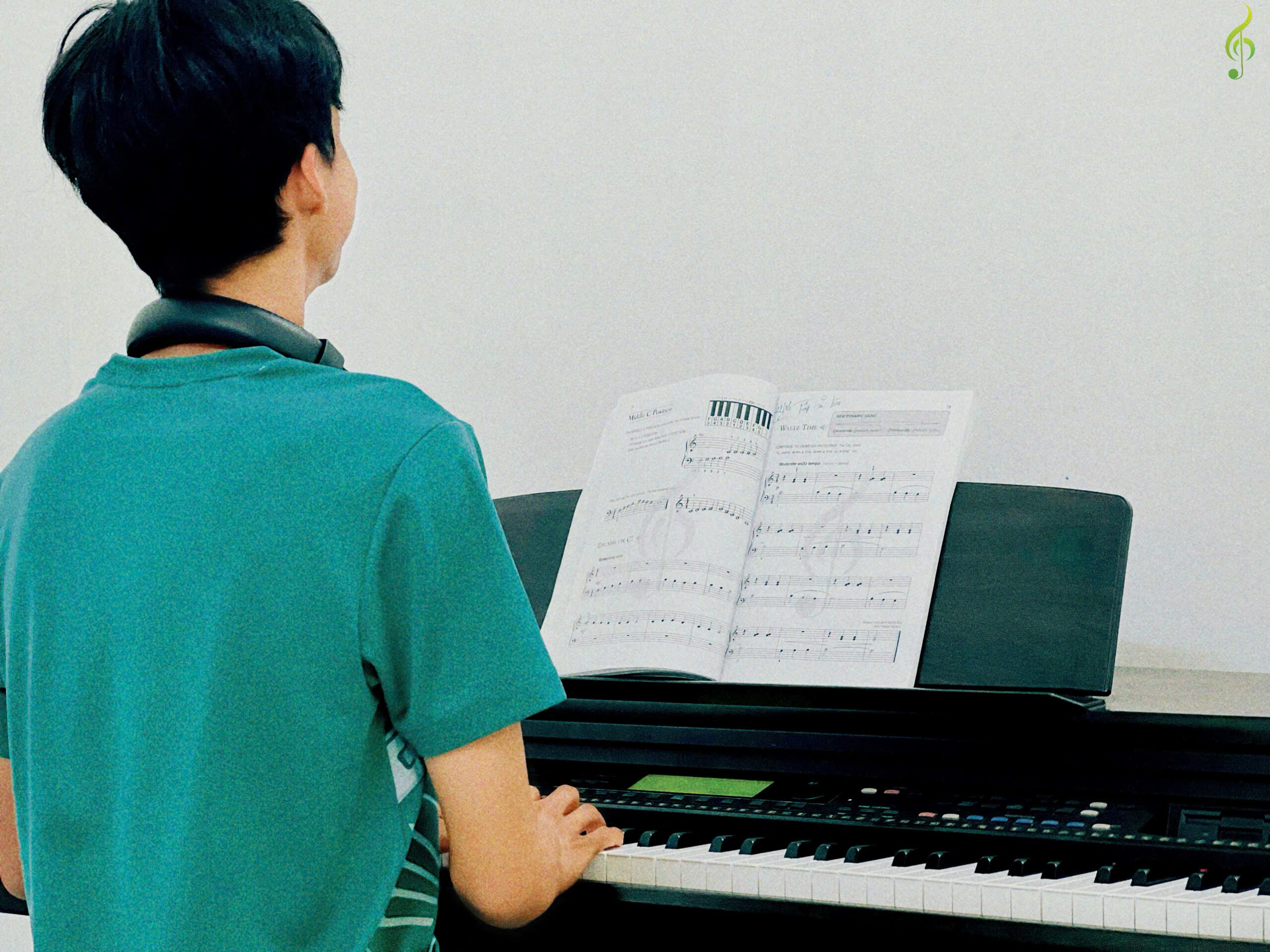 Lop-hoc-piano-tai-tay-ninh (1)