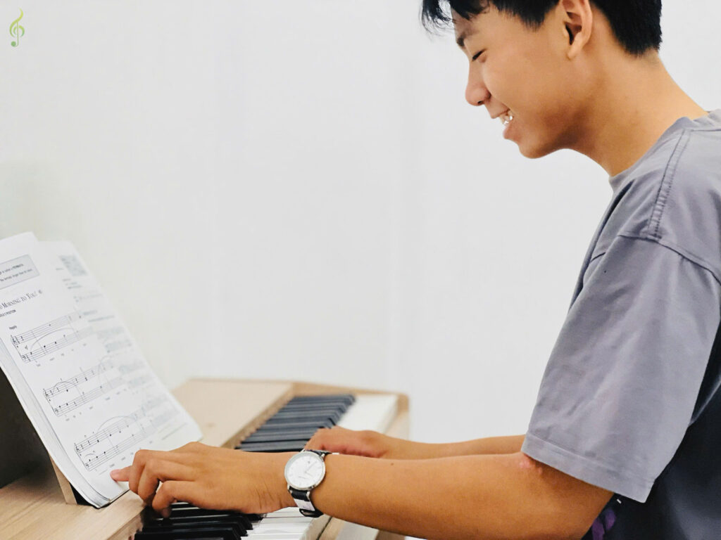 Lop-hoc-piano-tai-tay-ninh (12)