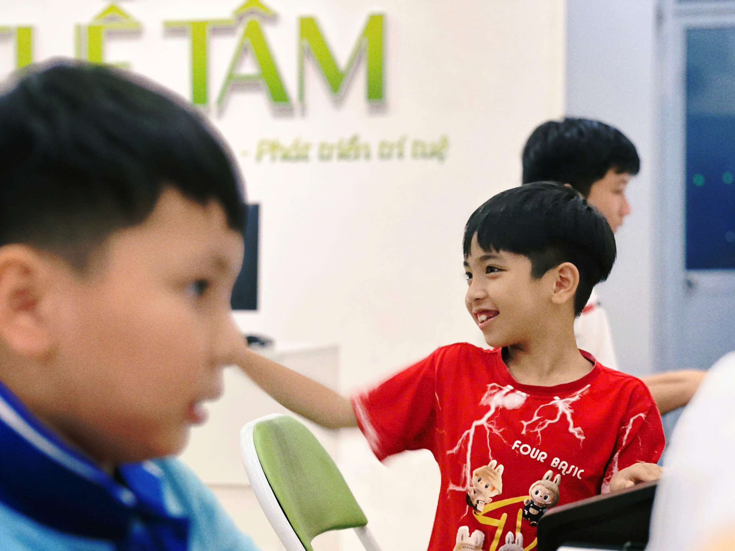 Trung-tam-am-nhac-tue-tam (2)