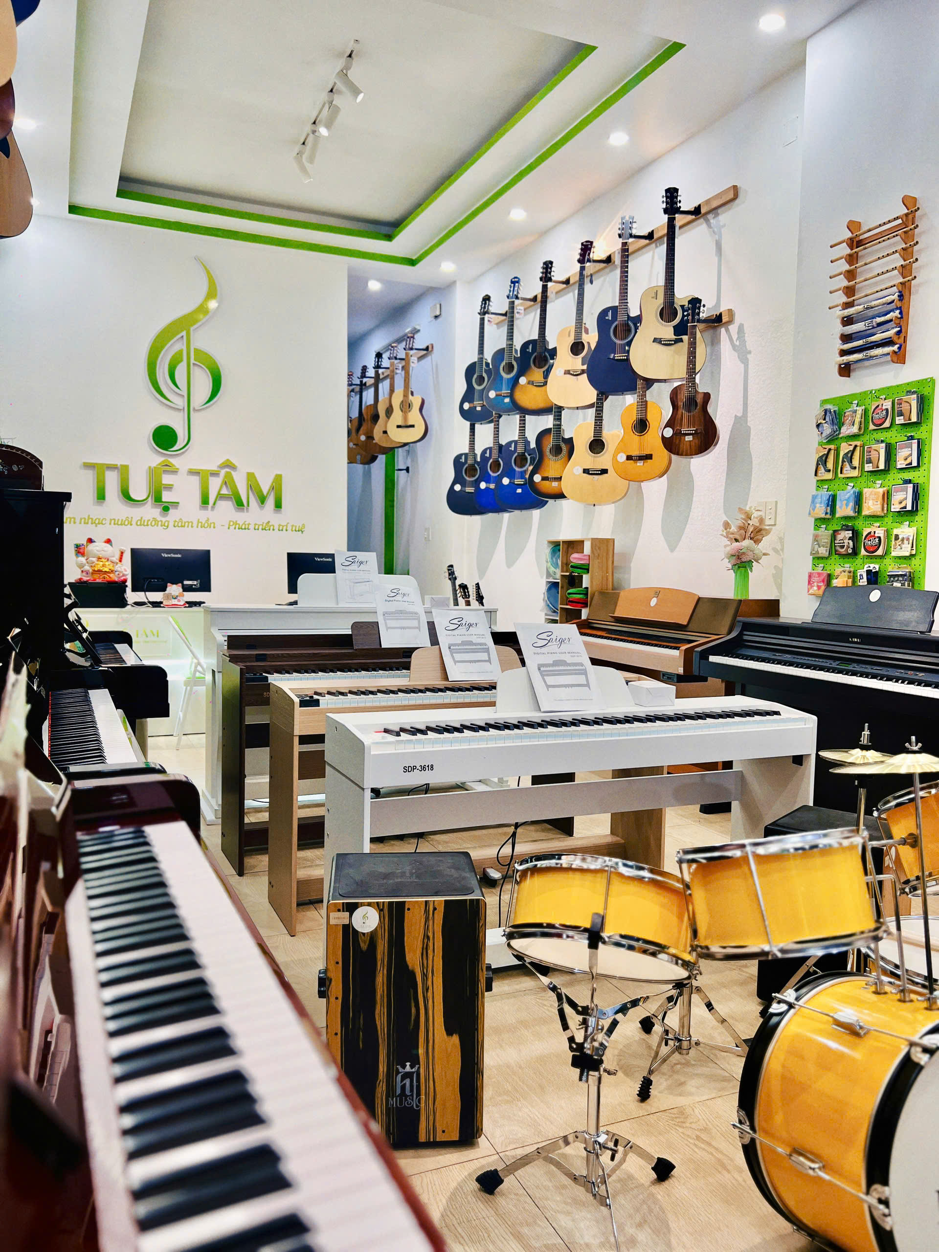 Piano cho bé từ 7 triệu tại Tây Ninh