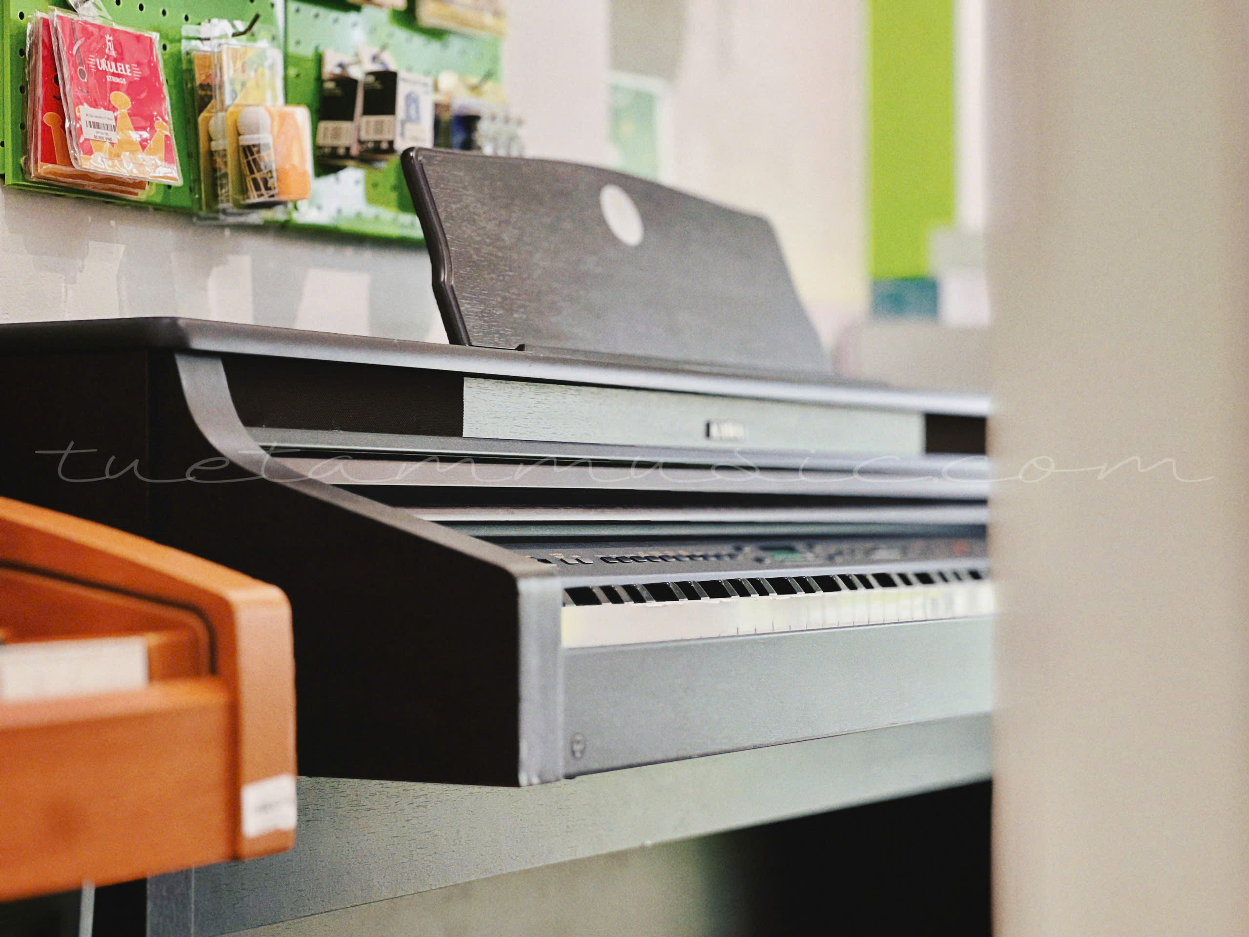 Piano cho bé từ 7 triệu tại Tây Ninh