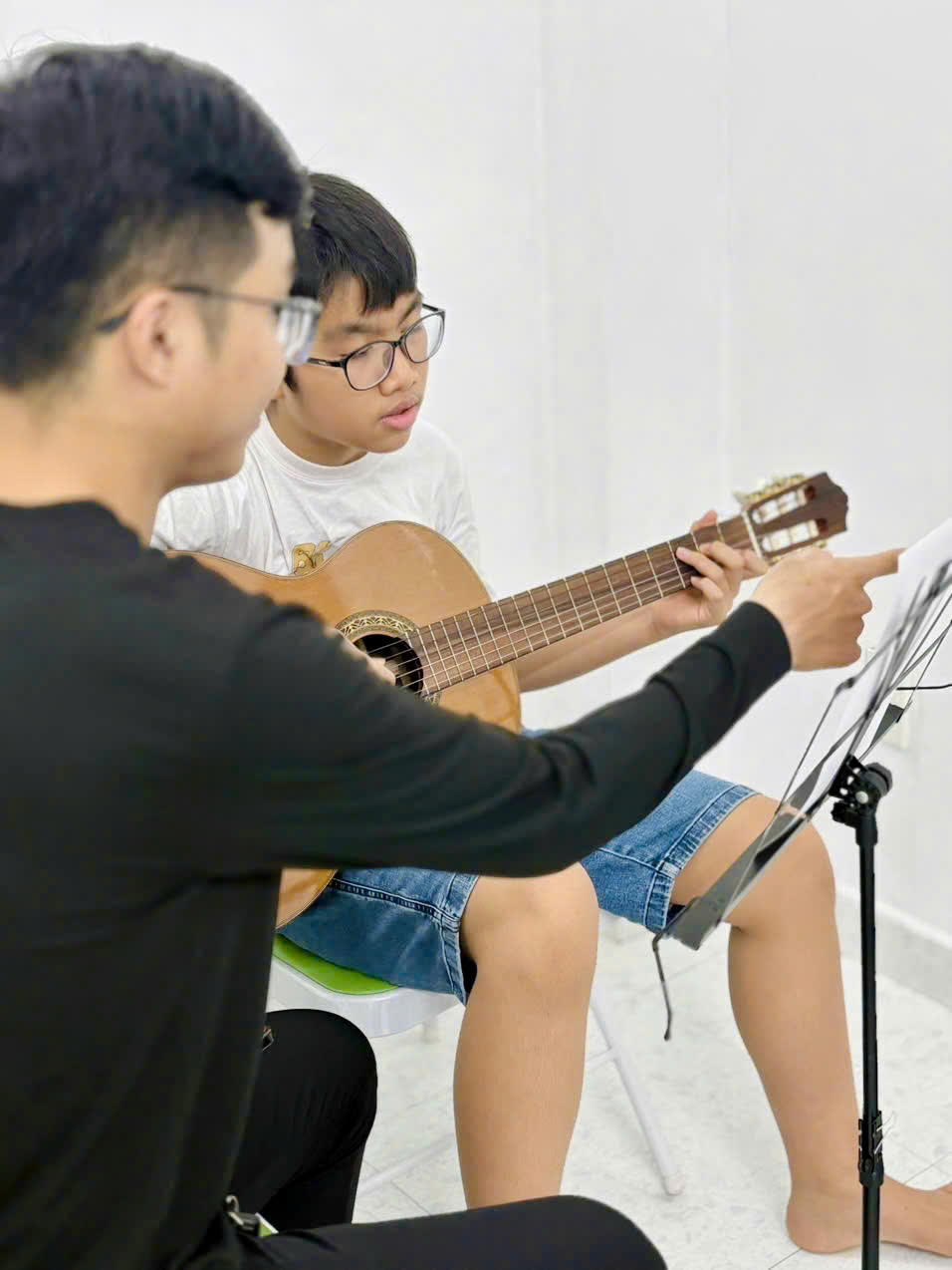 KHÓA HỌC GUITAR VÀ UKULELE TẠI TÂY NINH