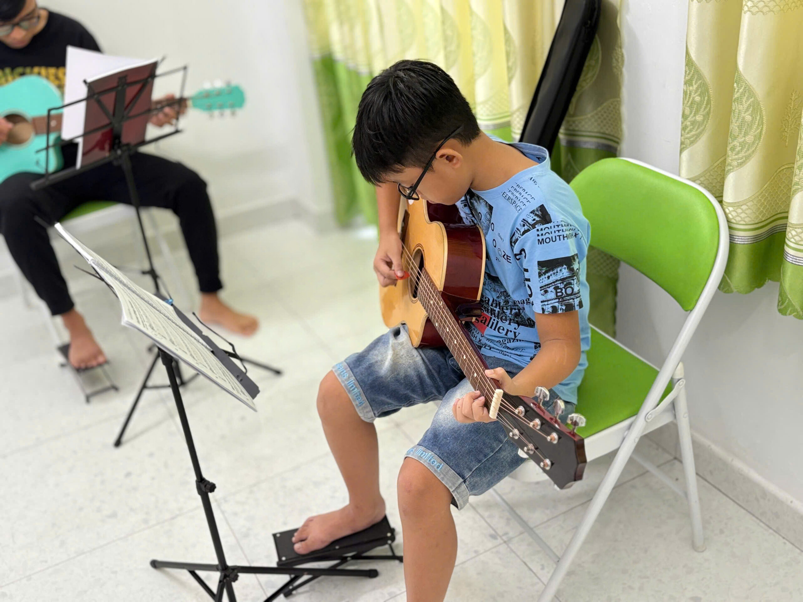 LỚP HỌC GUITAR CLASSIC TẠI TÂY NINH