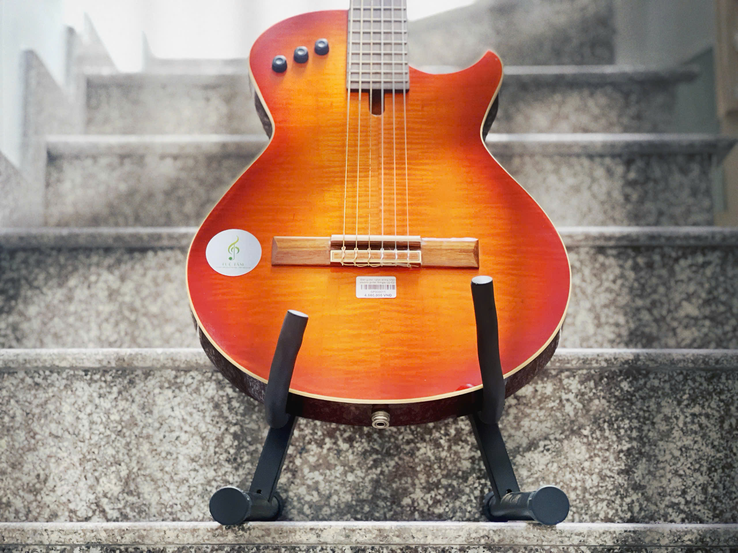 Đàn Guitar Silent Classic Smiger
