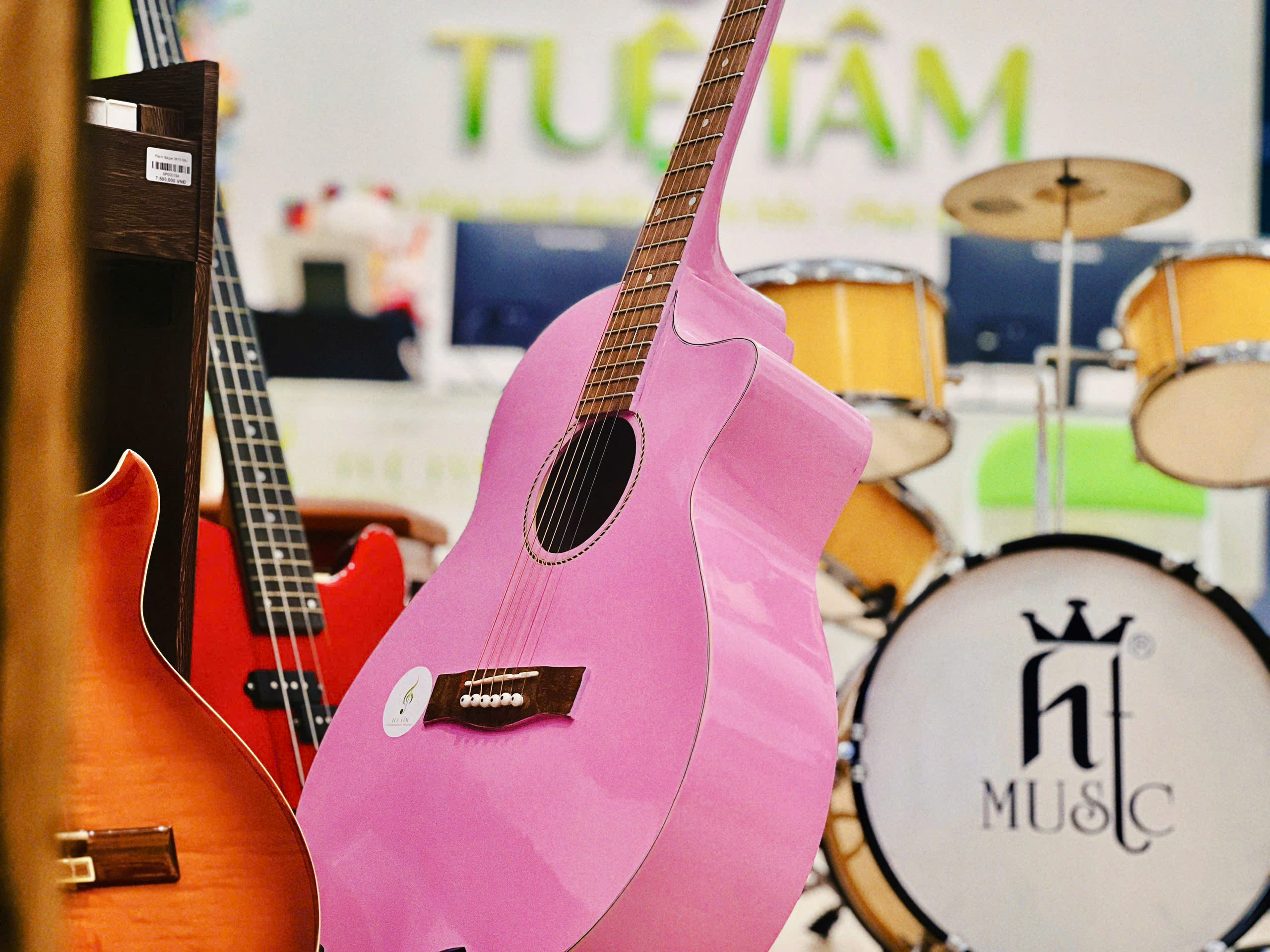 Guitar giá rẻ dưới 1 triệu tại Tây Ninh