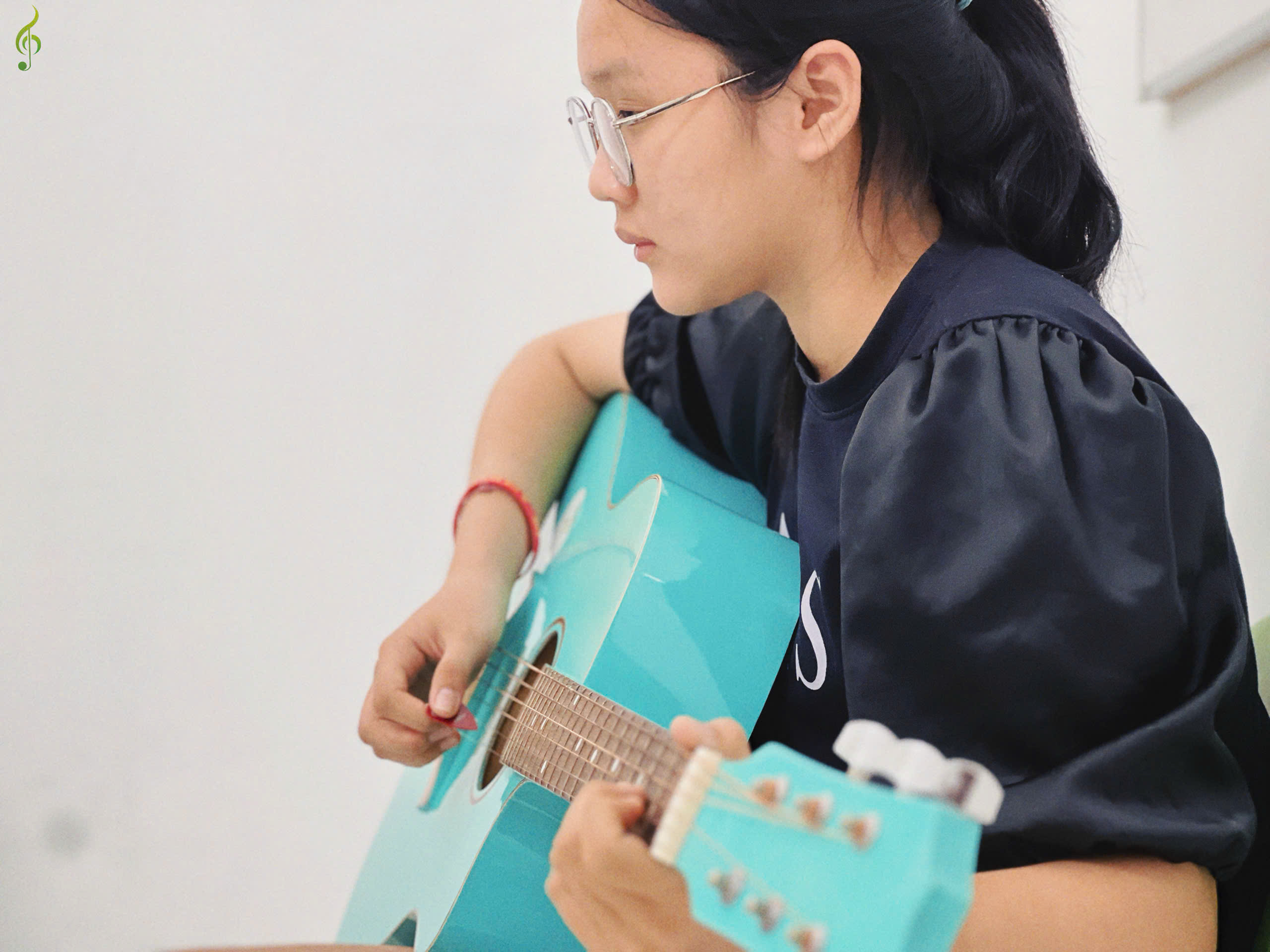 lớp học guitar chuyên nghiệp