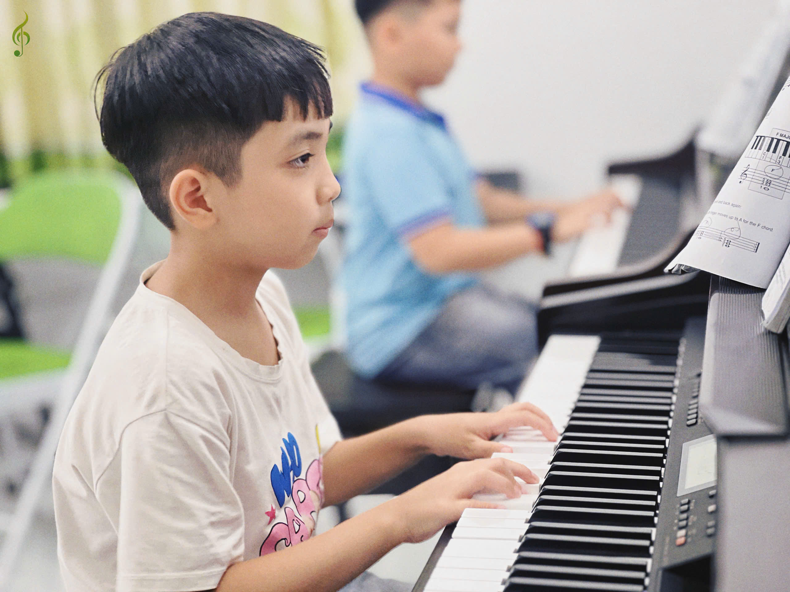 lớp dạy piano cơ bản tại long an