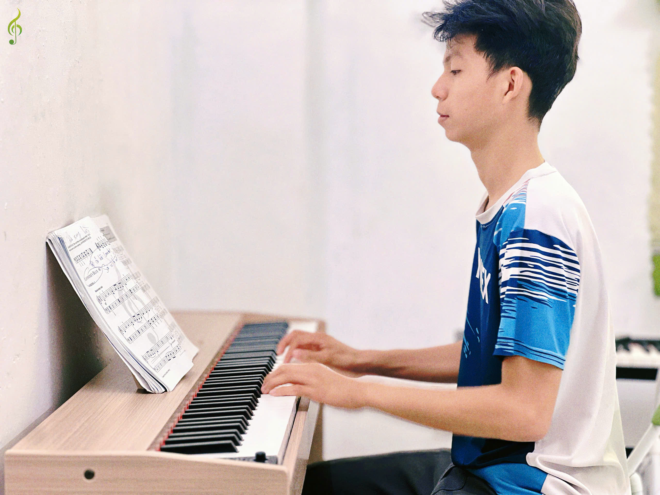 lớp dạy piano cơ bản tại long an