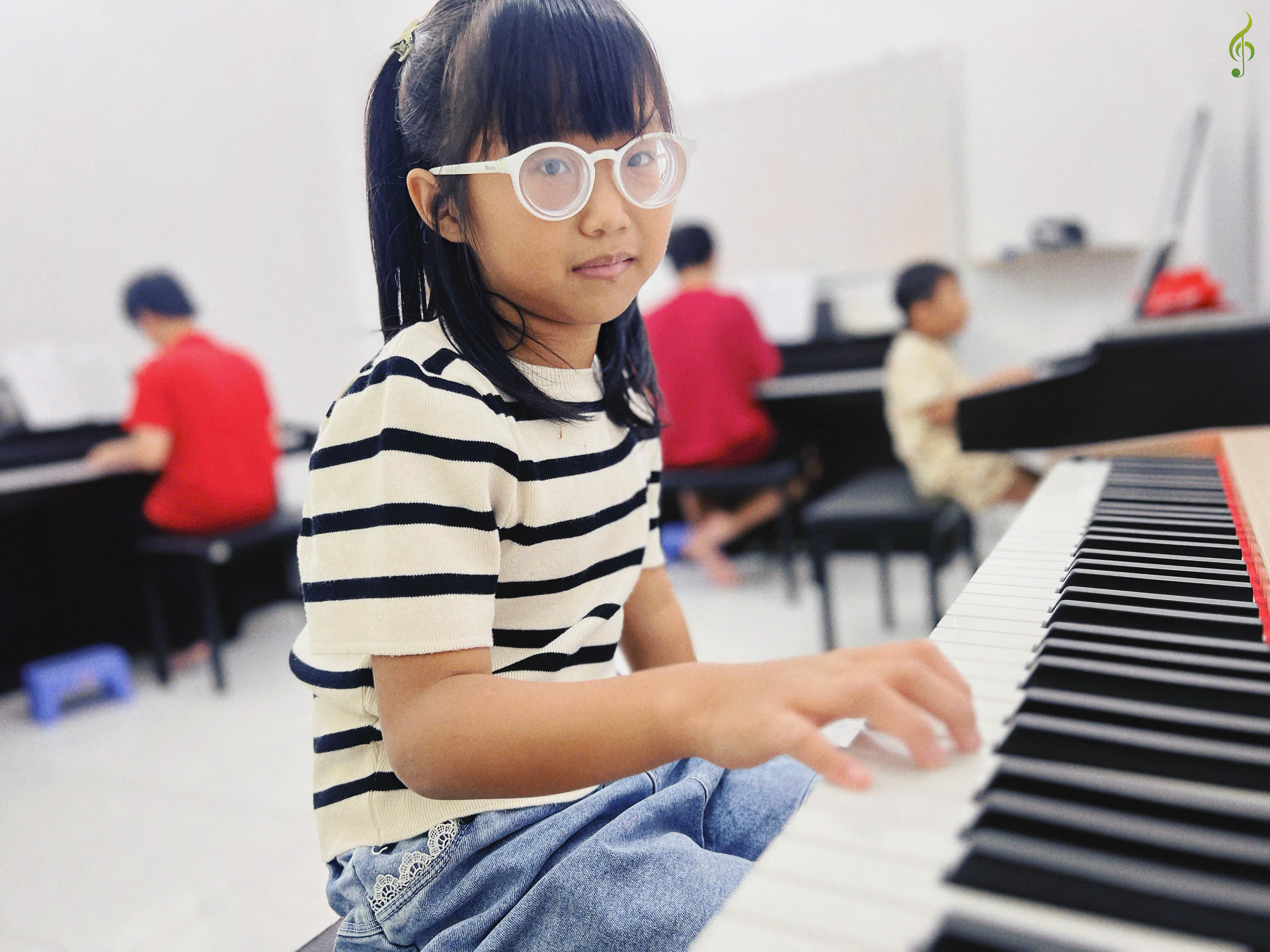 lớp dạy piano chuyên nghiệp