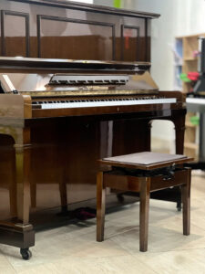 Đàn piano cơ Diapason tại Long An