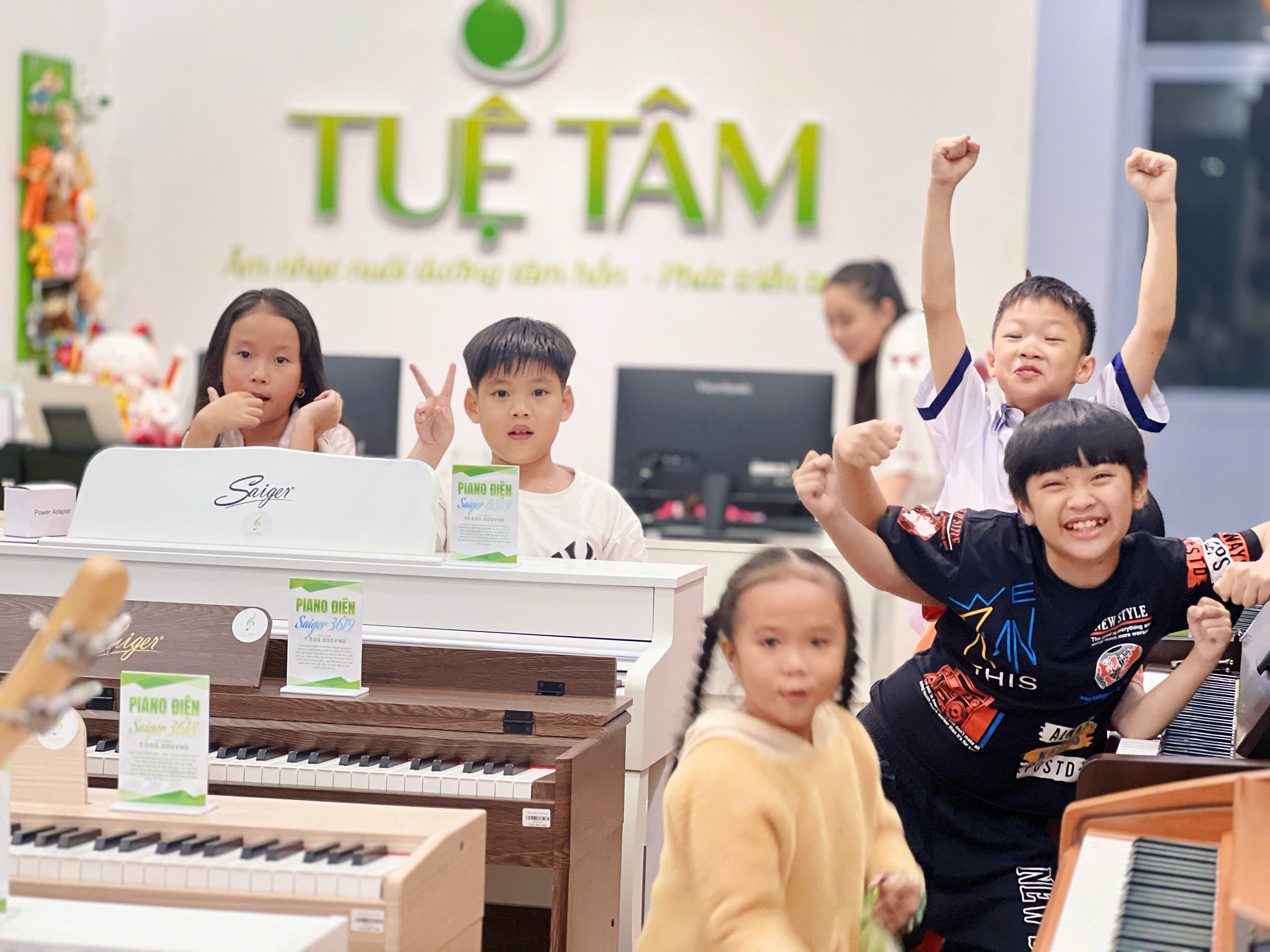 lớp dạy piano chuyên nghiệp