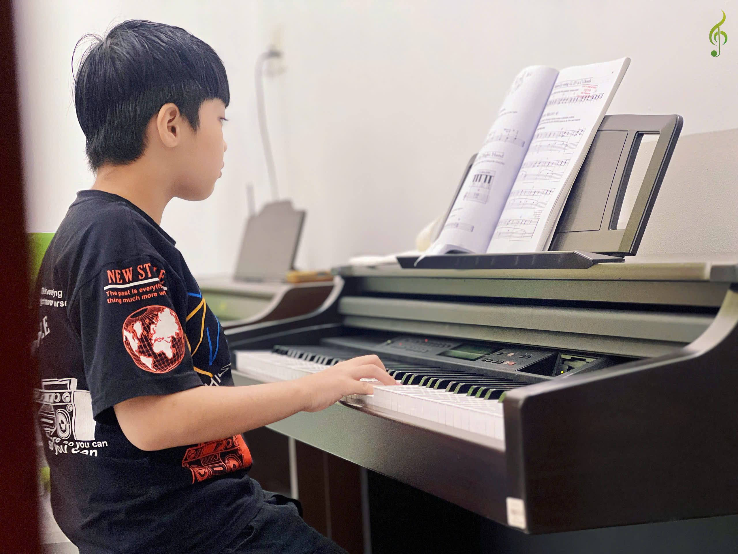 Lớp học Piano cơ bản ở Long An