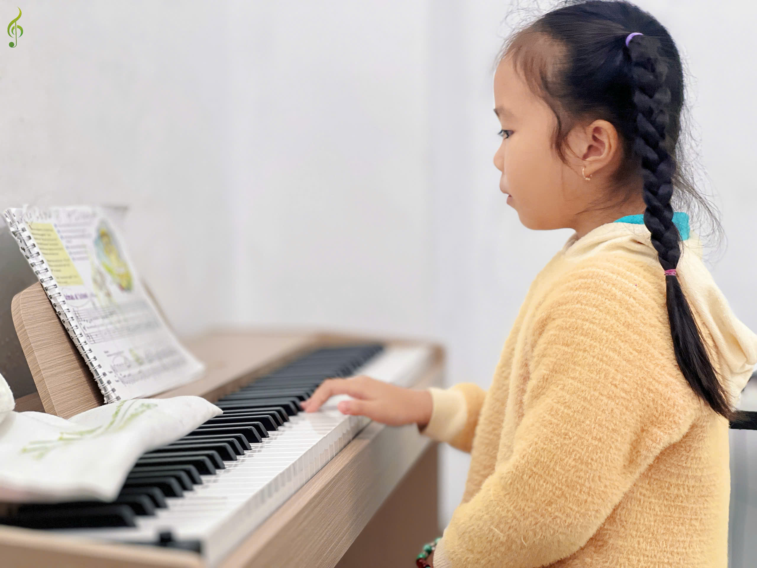 Dạy piano cho bé ở Long An