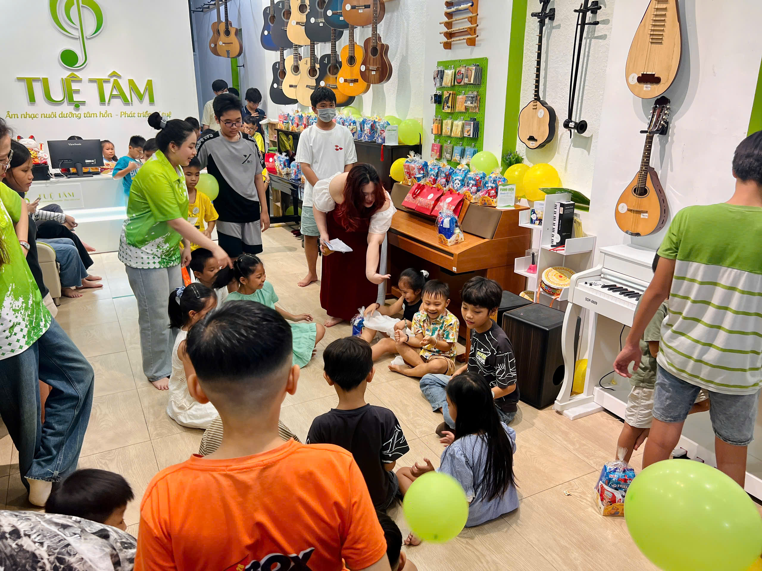 Trung thu 2025 rộn ràng tại Tuệ Tâm Long An