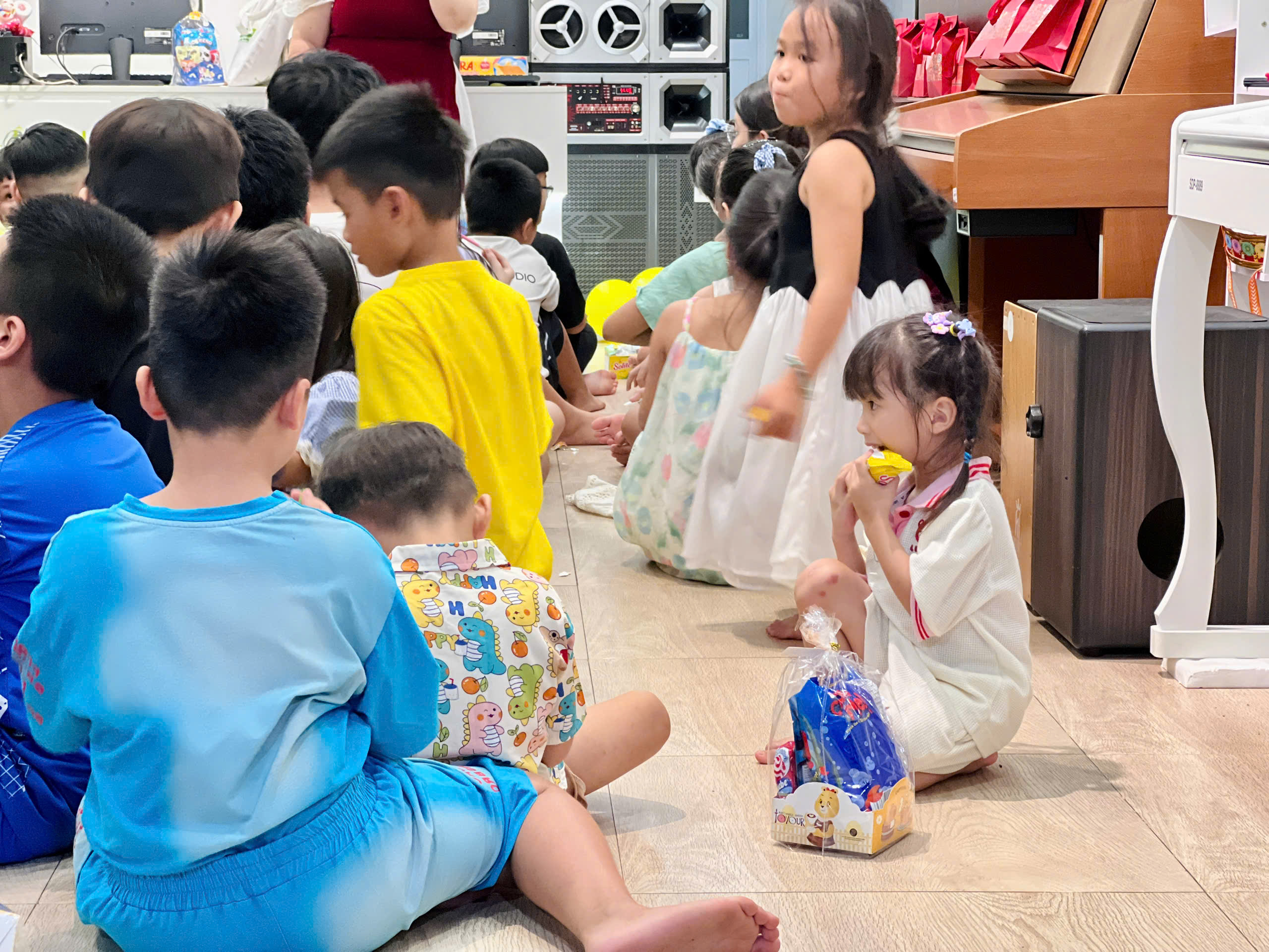 Trung thu 2025 rộn ràng Tuệ Tâm Long An
