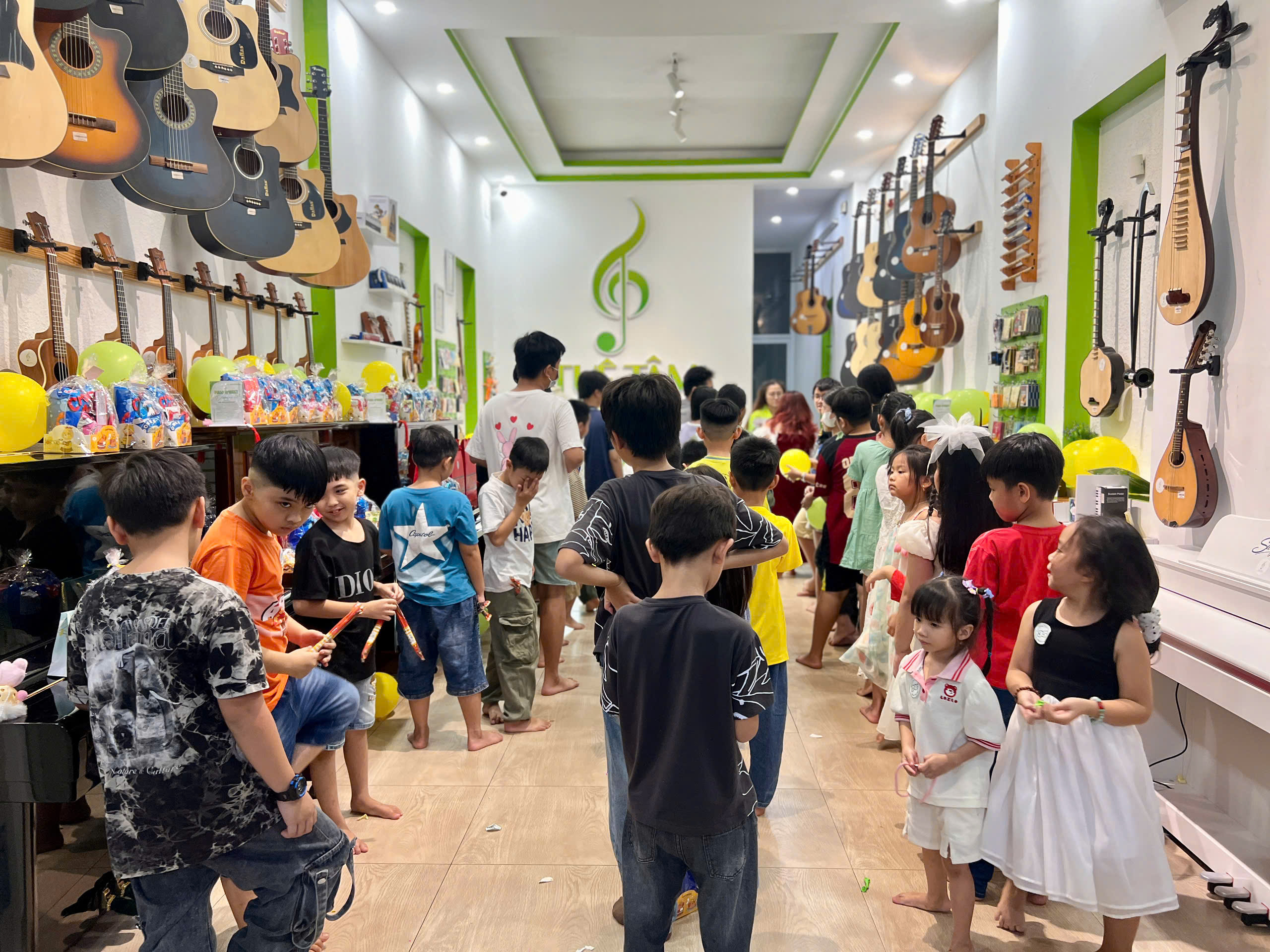 trò chơi trung thu cho bé tại long an