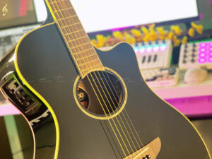 guitar yamaha apx600