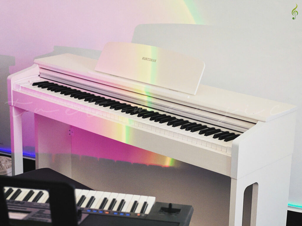 Cửa hàng Piano Kurtzman KS1 uy tín