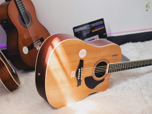 Guitar Acoustic Rosen G11