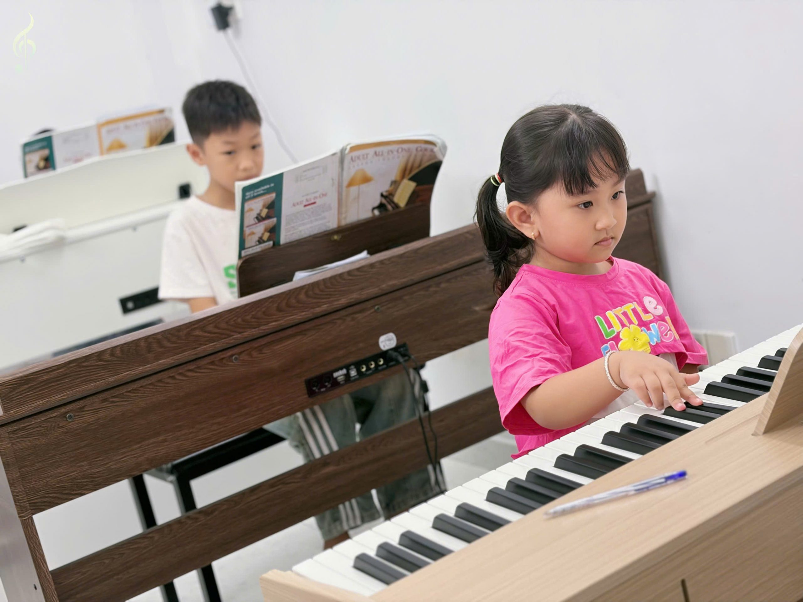 Lớp Piano hè cho trẻ em Bến Lức