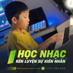 Lớp học piano hè cho bé Bến Lức