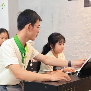 Khoa-hoc-piano-tre-em-trung-tam-tue-tam.jpg